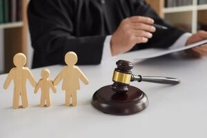 دلایل محکمه پسند برای طلاق از طرف زن

