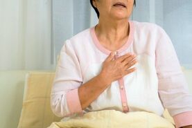 تشخیص بیماری و مشکل درونی با تغییر رنگ لب ها
