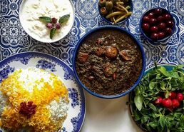 دستور پخت قورمه سبزی خوشمزه مجلسی | بیا تا بهت راز قورمه سبزی های خوشمزه مامان بزرگها رو بگم + فوت کوزه گری
