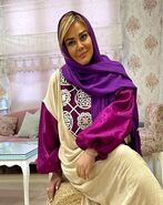 دسته گل نامزدی بهاره رهنما | عکس هایی جدید از بهاره رهنما در خارج