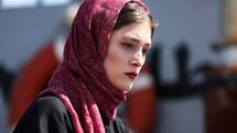 عکس نامتعارف فرشته حسینی و نوید خانش لب دریا | تفریحات لاکچری زن و شوهری تو مجازی ترکوند