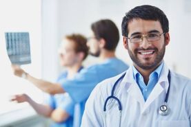 سرگیجه بعد از ایستادن چه علل و درمانی دارد؟ 
