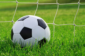 علی کریمی به همراه خانواده اش مهاجرت کرد | علی کریمی برای همیشه ایران را ترک کرد